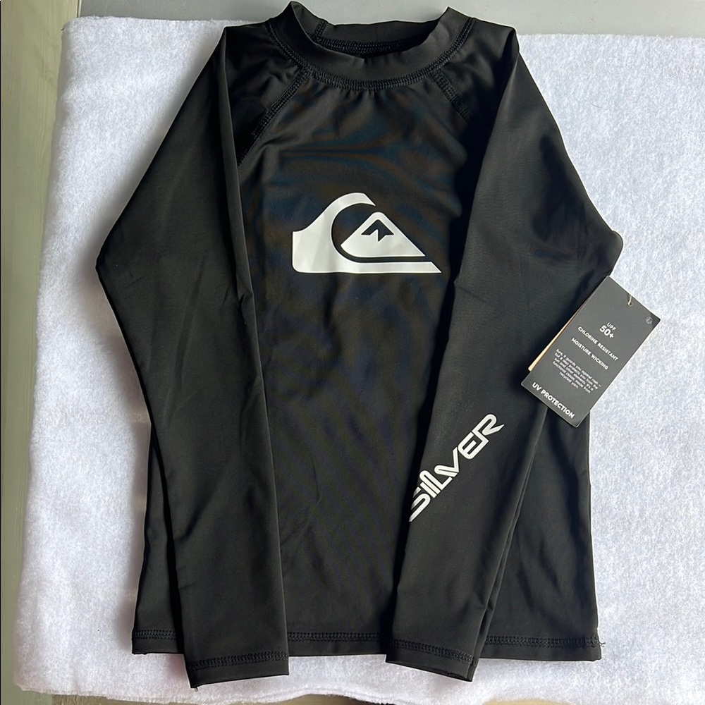Quiksilver Kid’s Black Rash Guard. size 7. NWT
